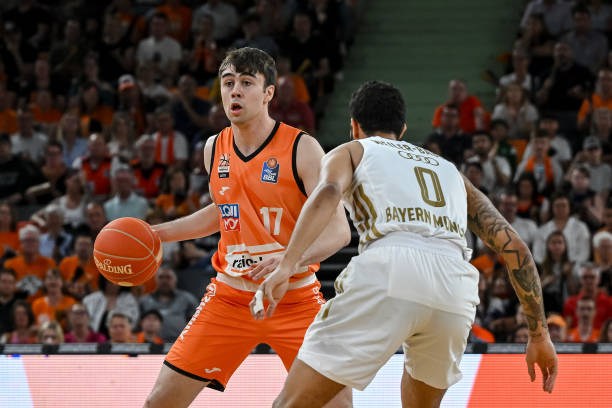 也透露了他 也透露了他